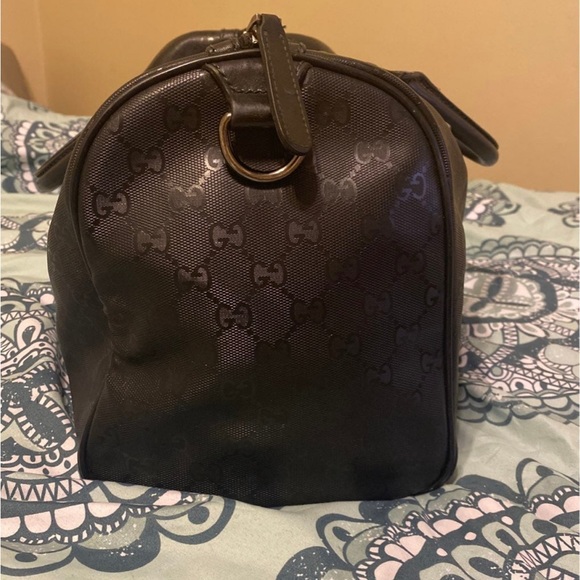 *** AUTHENTIC*** Black Gucci bag gunmetal hardware - Picture 5 of 8